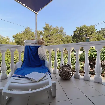 Apartment Marijana - Comfort Two Bedroom With Terrace And Garden View Marijana 2 Prizba